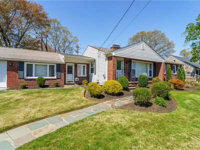 67 Vancouver Ave, Warwick, RI, 02886