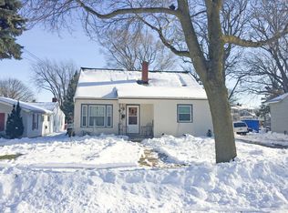 315 Oak Grove Ave, Green Bay, WI 54302