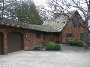 24775 Nighthawk Rd, Hudson, IL 61748