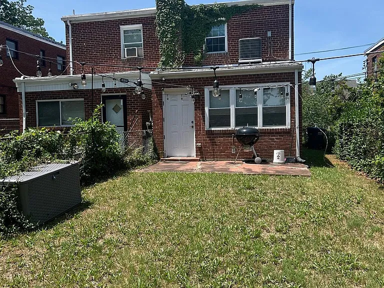 36 58th St SE — Photo 31