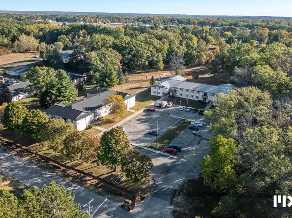 70 N Lester St, White Cloud, MI 49349