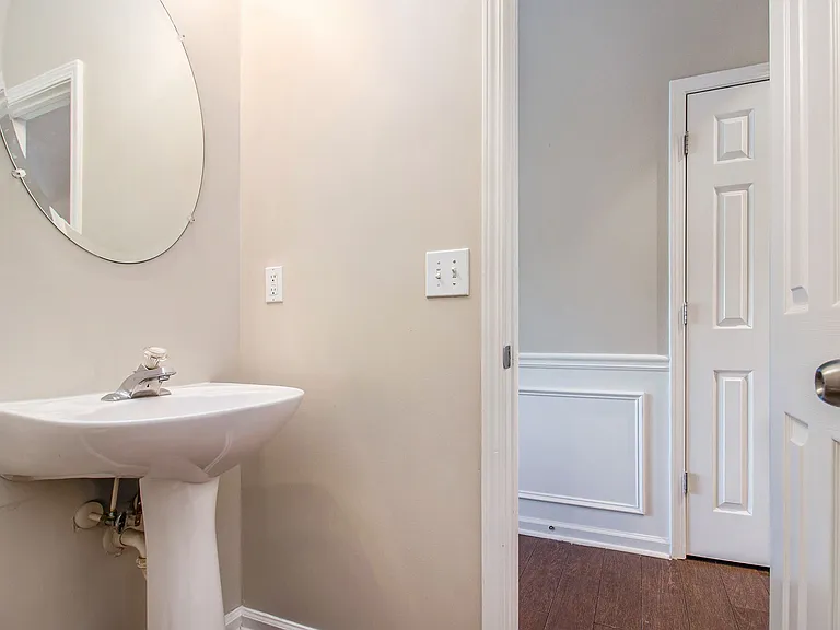 395 Sugarberry Ln — Photo 13