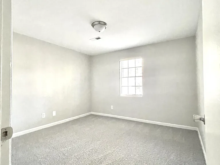 101 Jones Ave — Photo 5