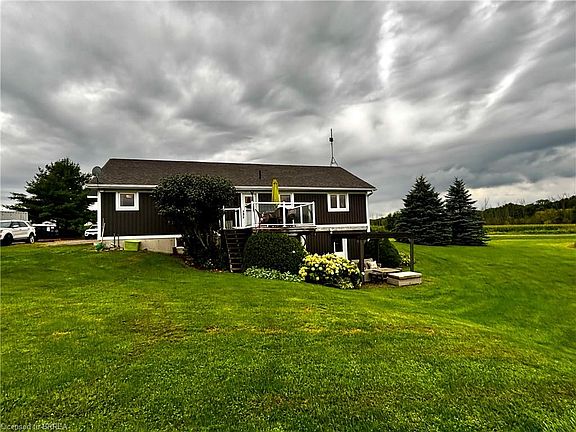 5th image of 542 Woodhill Rd