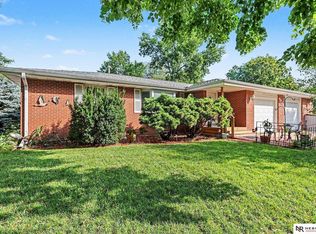 4047 S 37th St, Lincoln, NE 68506