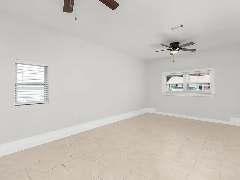 1465 Woodbridge Trl — Photo 17
