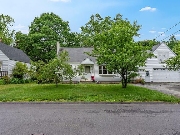 2nd image of 125 Boothby Avenue