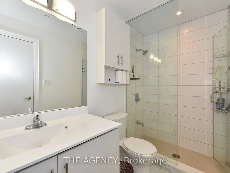 111 Worsley St #611 — Photo 7