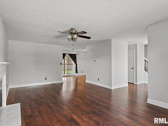 5th image of 3712 Viking Blvd