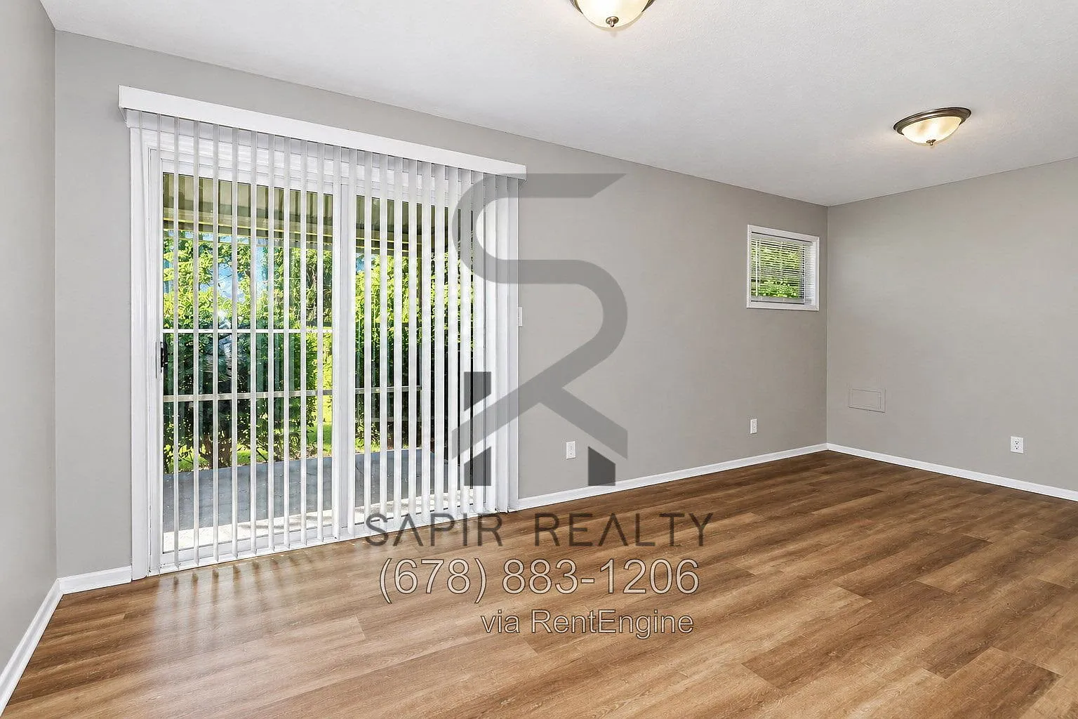3 bed, 1.0 bath, 1044 sqft, $1,700 — Photo 3