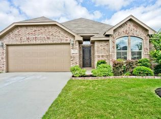 5917 Black Bass Dr, Fort Worth, TX 76179
