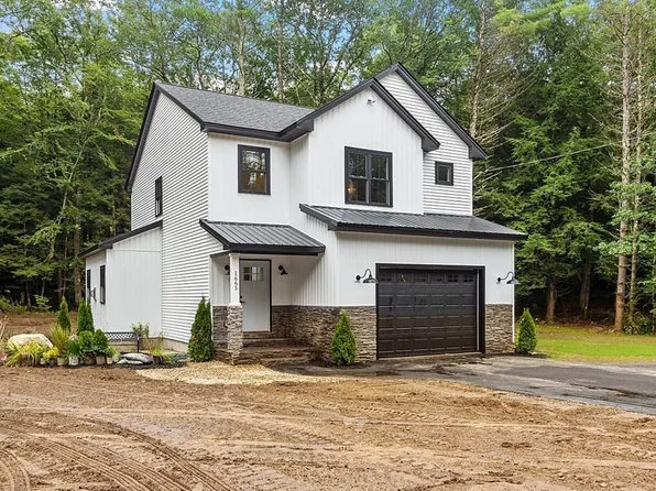 1665 W Royalston Rd, Athol, MA 01331