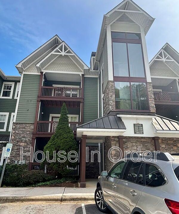 1st image of 1000 Olde Eastwood Village Blvd #107
