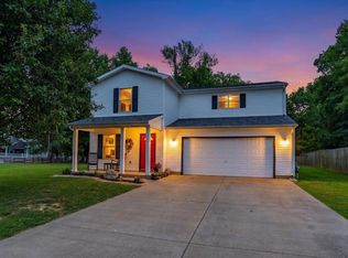 679 Canoe Creek Dr, Henderson, KY 42420