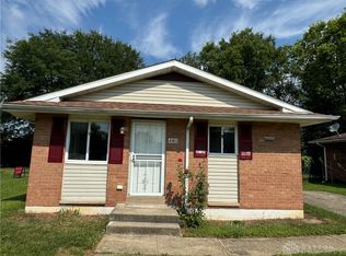2101 Val Vista Ct, Dayton, OH 45406