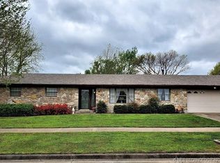 6641 SE Quail Ridge Rd, Bartlesville, OK 74006