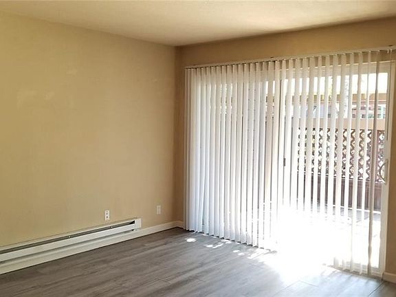 5th image of 1118 Yarwood Ct