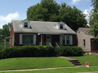 1033 S Main St, Harrisburg, IL 62946
