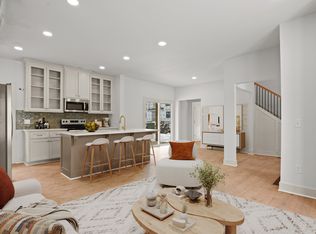 8145 Greystone St, Overland Park, KS 66204