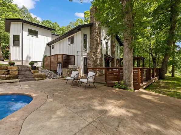 9879 E State Hwy Ad, Rogersville, MO 65742
