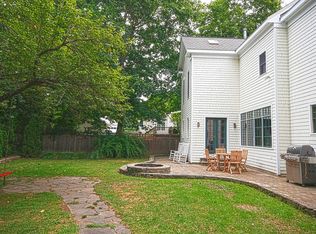 43 Huntville Rd, Katonah, NY 10536