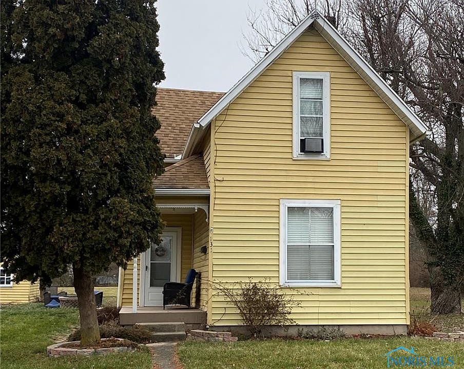 1st image of 131 Blaine St