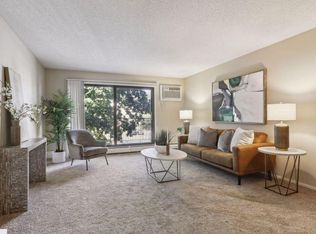 1855 Silver Bell Rd, Saint Paul, MN 55122