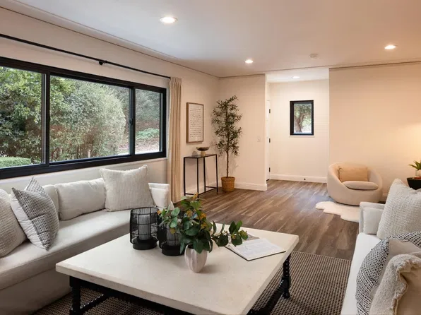 25315 Flanders Dr, Carmel, CA 93923