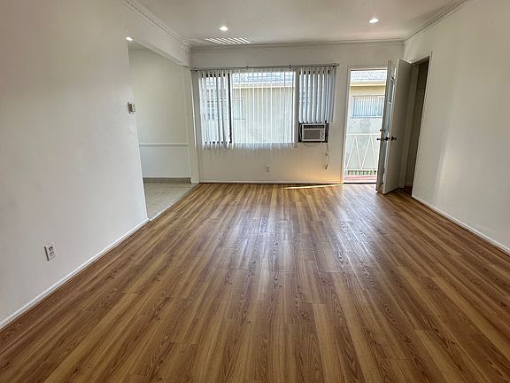 2nd image of 3125 S Durango Ave APT 5