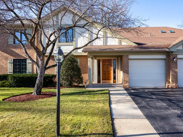 950 Ivy Ln APT B, Deerfield, IL 60015