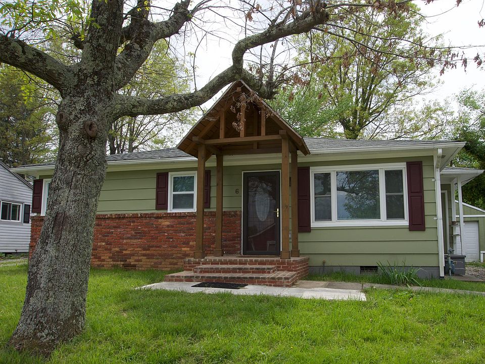 Centrally Located Oakley Bungalow