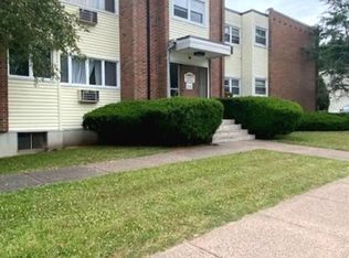 20 Thompson Rd APT A, Manchester, CT 06040