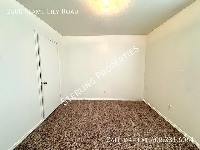 2500 Flame Lily Rd — Photo 15