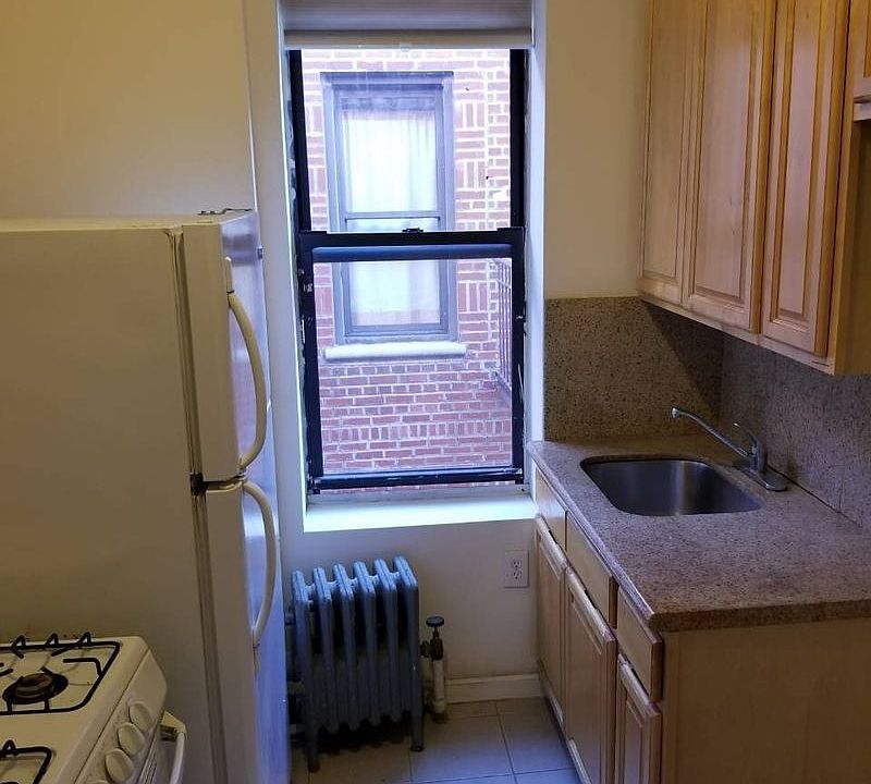 1st image of 3167 37th St APT 14