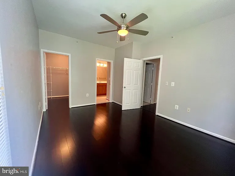 1509 N Point Dr #303 — Photo 20