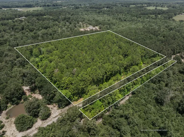 97/AC North Ln, Columbia, MS 39429