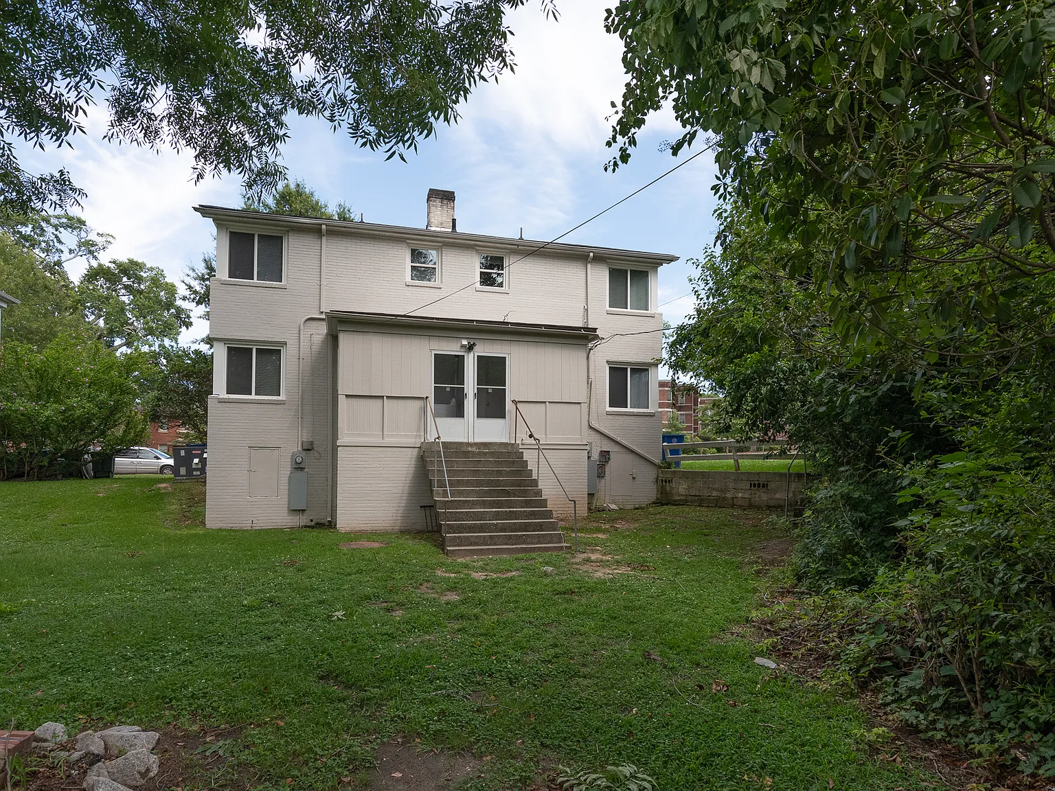 4 bed, 2000 sqft, $4,800 — Photo 4