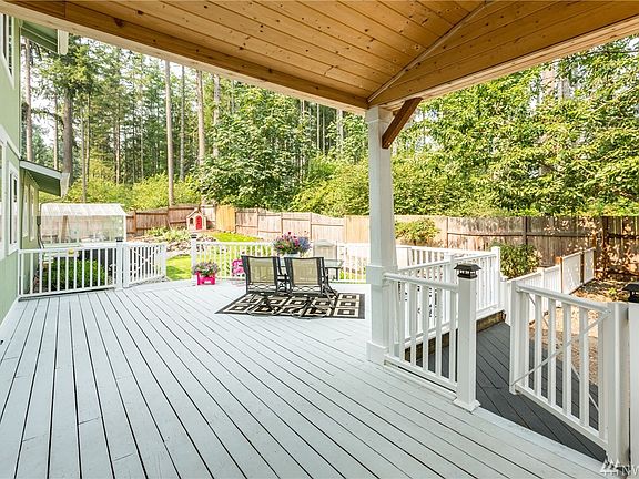4th image of 18314 SE Royal Wood Ct