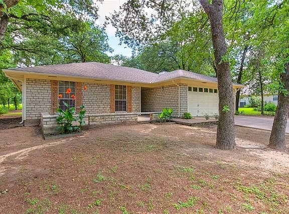 4th image of 6915 Stewarts Oaks Ct
