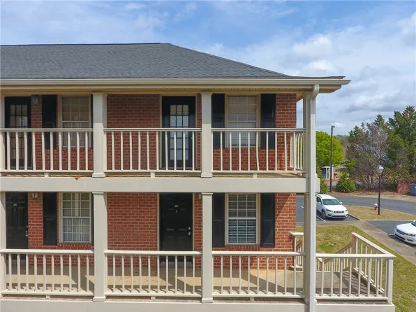 250 Elm St APT 628, Clemson, SC 29631