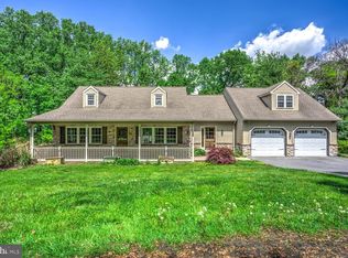 54 Hawthorne Cir, Willow Street, PA 17584