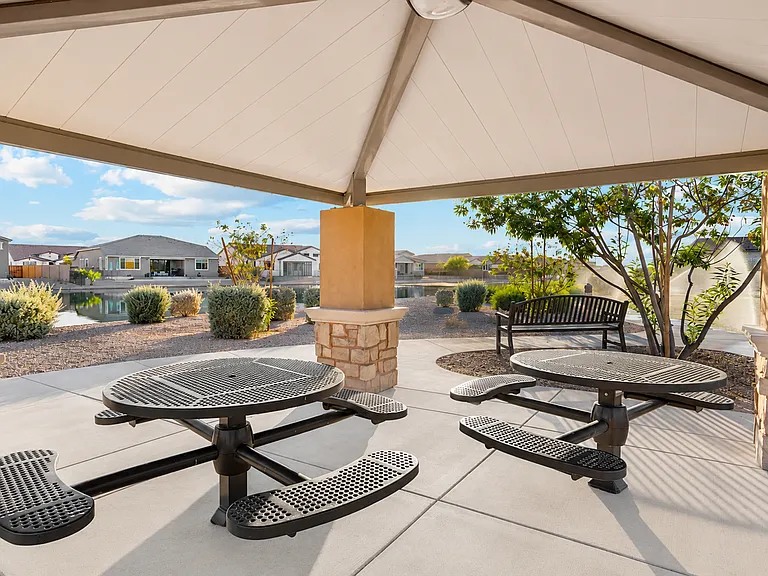 41396 W Rio Bravo Dr — Photo 44