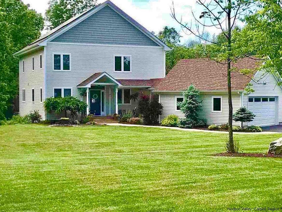 1st image of 23 Evergreen Ln