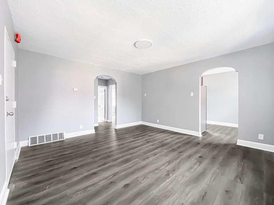 1st image of 430 Manheim St APT 43B