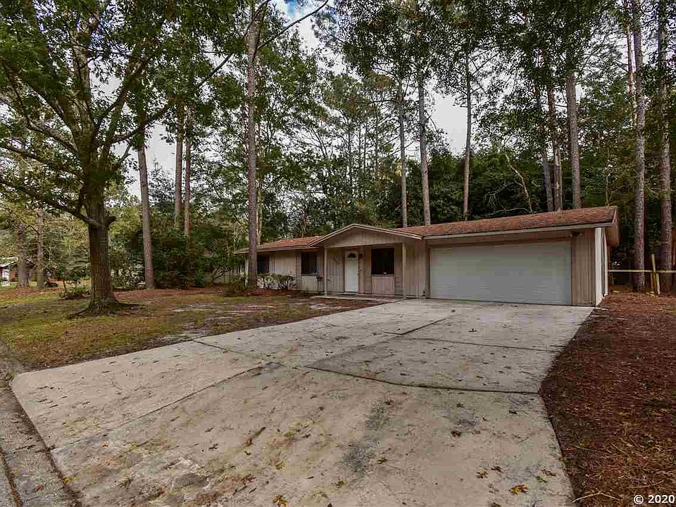 1st image of 4409 NW 27th Ter