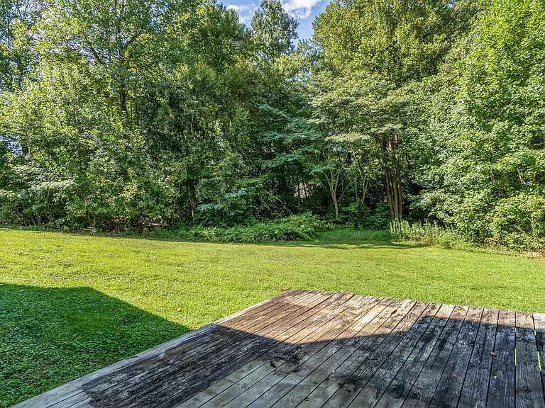 9395 Blacksmith Dr — Photo 33