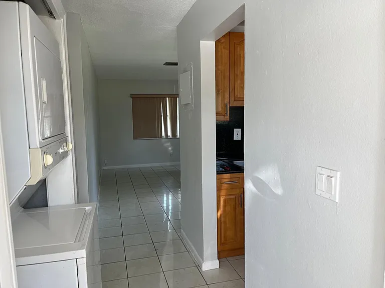4000 NW Woodside Dr #1 — Photo 7