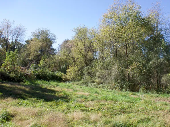 3763 Four Mile Rd NE, Grand Rapids, MI 49525