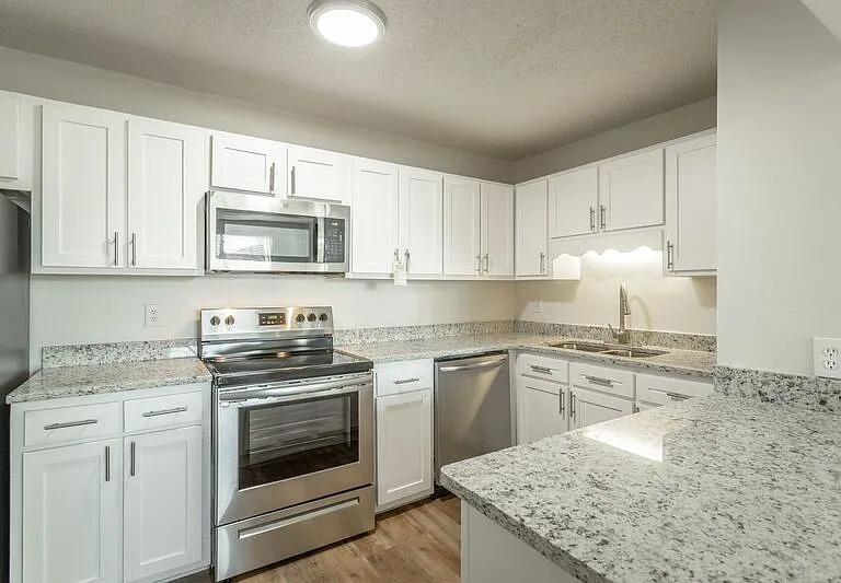 Kates View Apartments — Photo 9