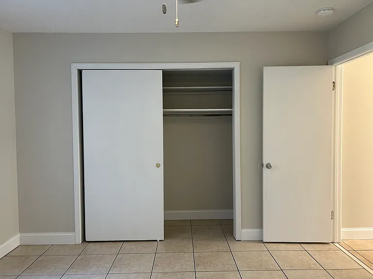 8101 Tippin Ave #F — Photo 17